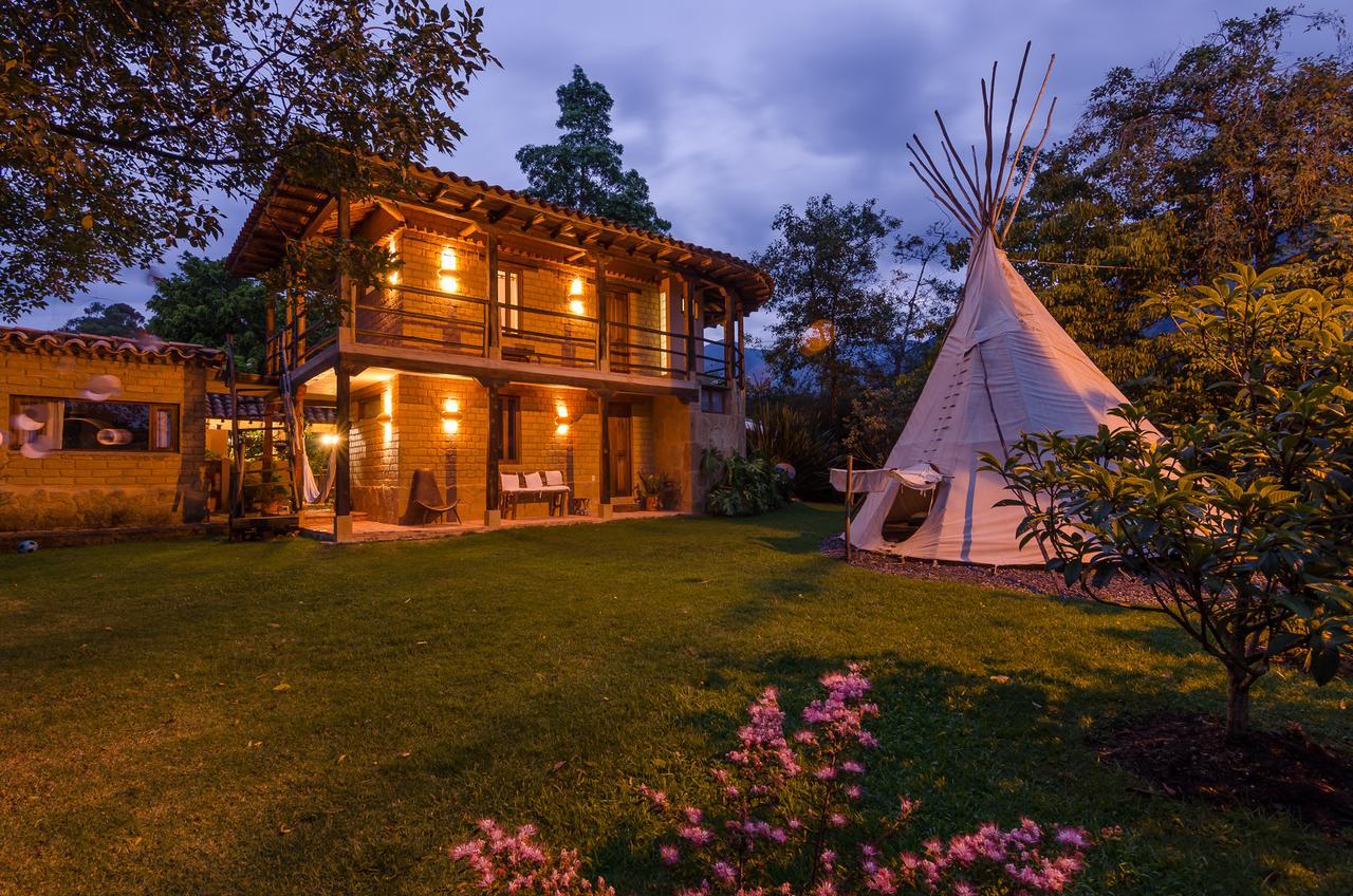 Hostal Casa Del Arte Robles 외부 사진