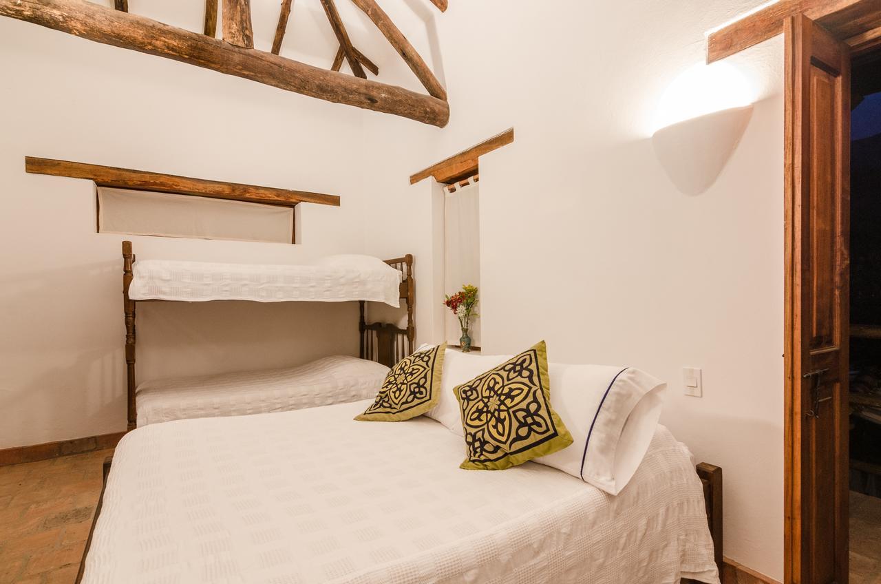 Hostal Casa Del Arte Robles 외부 사진